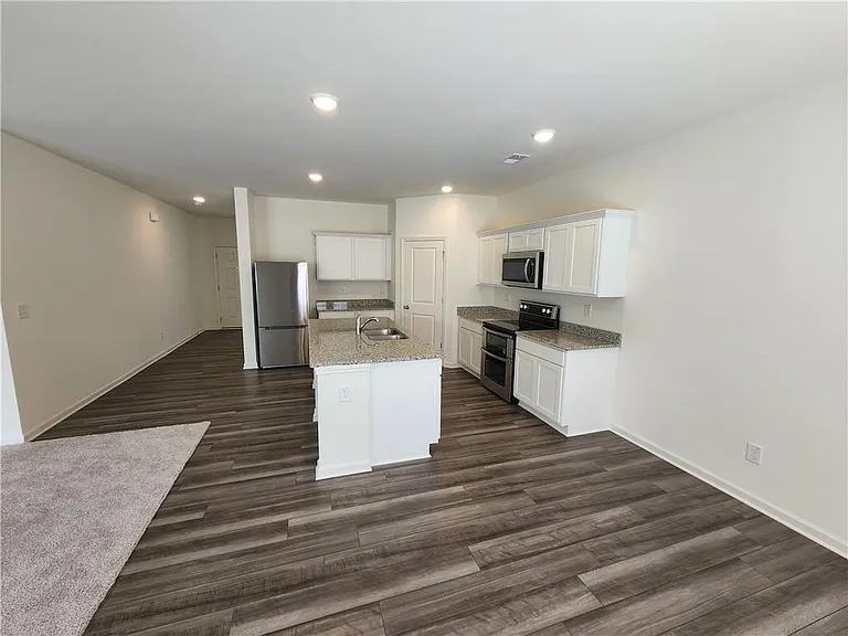151 Andria Way NW — Photo 5