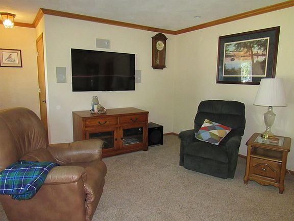 3rd image of 2105 Highland Ave