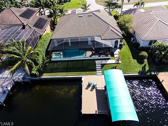 2nd image of 2701 SW 52nd St