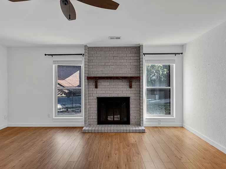 3033 SW Lydia Ave #107 — Photo 7