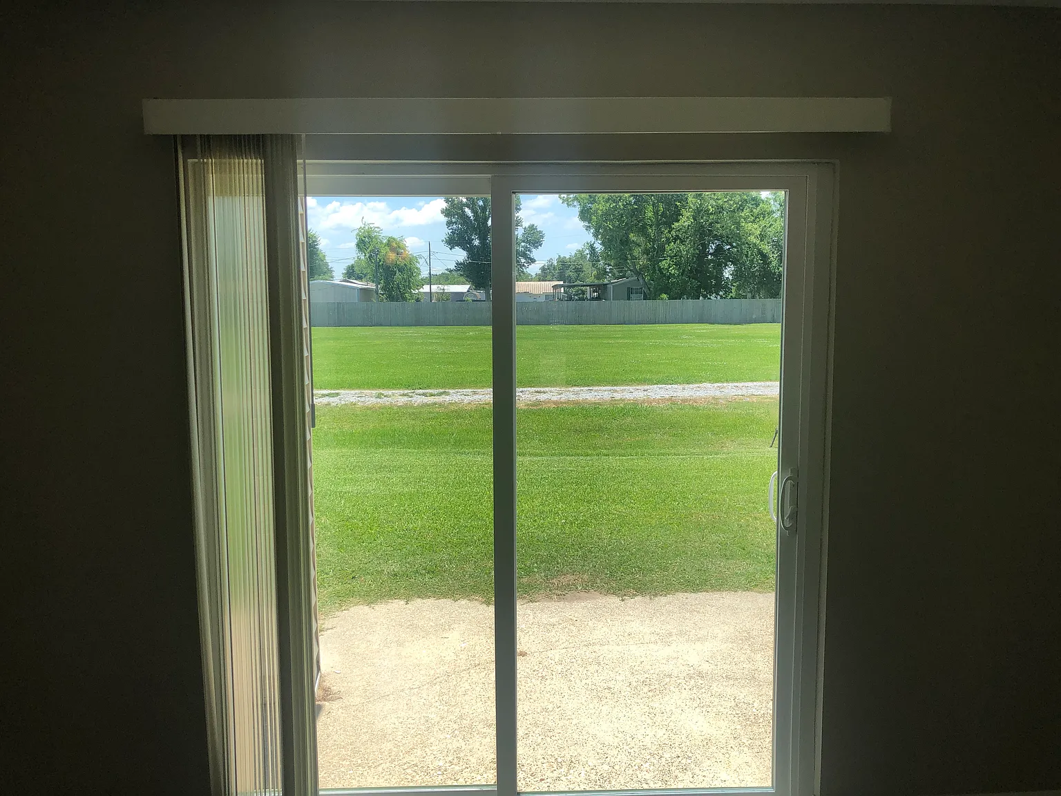 River Park Apartments — Photo 4