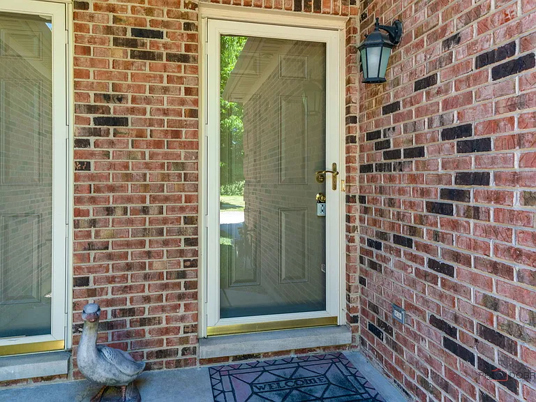 790 Oak Hollow Rd — Photo 3