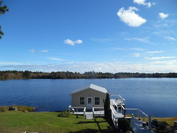 4th image of 5951 Lake Shore Dr