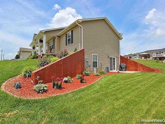 5th image of 151 Silver Hawk Ln