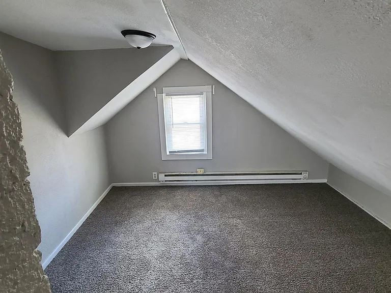118 E Concordia Ave — Photo 8