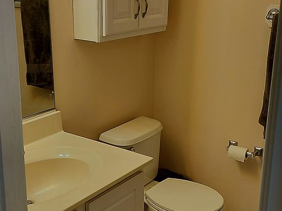 4th image of 1620 Cherry Blossom Ln Unit 204