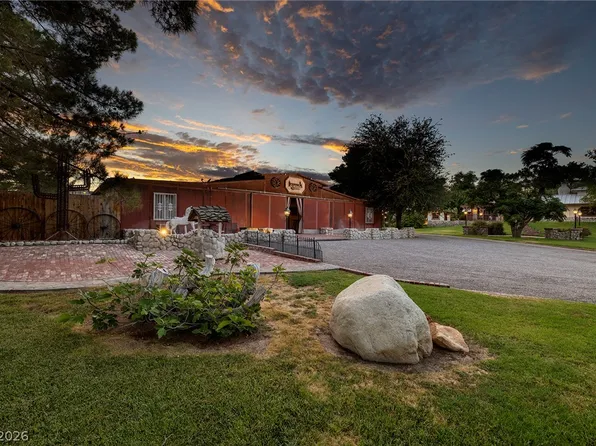 8213 Rancho Destino Rd, Las Vegas, NV 89123