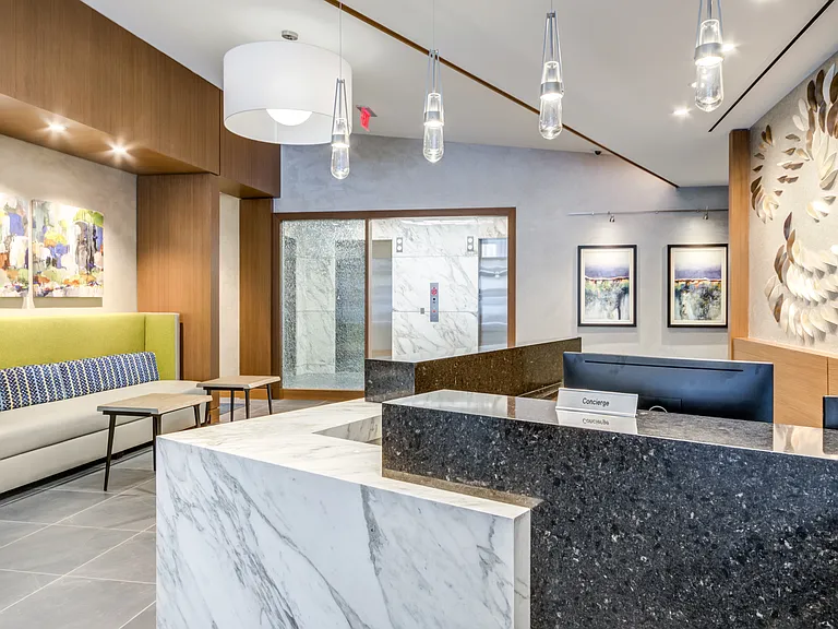 Gallery Bethesda II — Photo 21