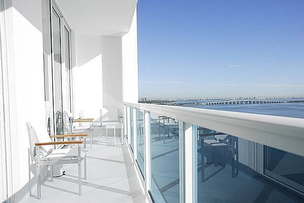1st image of 725 NE 22nd St APT 12D