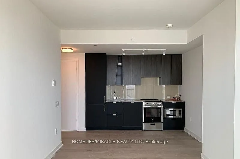 2 bed, $2,800 — Photo 2