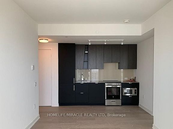 2nd image of 3883 Quartz Rd #5101