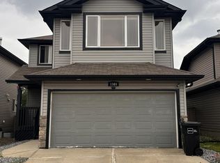 1569 37a Ave NW, Edmonton, AB