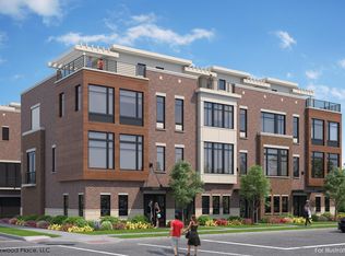 2711D Hyde Park Ave, Cincinnati, OH 45209