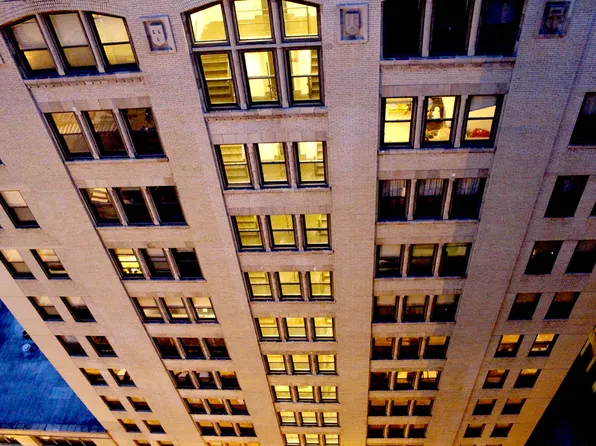 740 S Federal St APT 902, Chicago, IL 60605