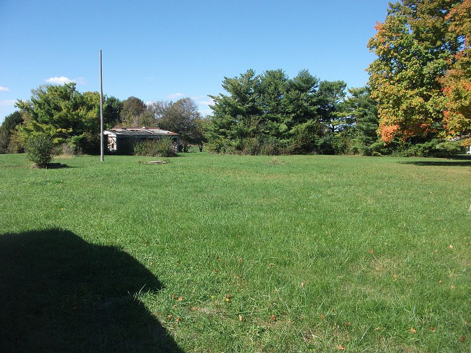 2nd image of 5961 Middle Urbana Rd