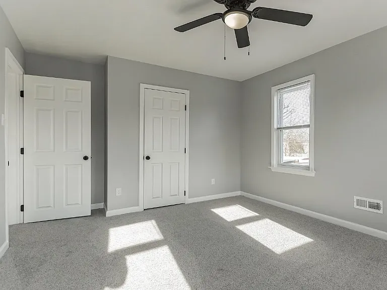1307 Grant Ave — Photo 15
