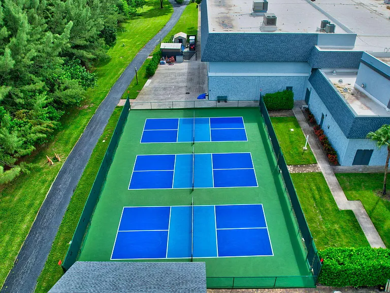 14475 Strathmore Ln #808 — Photo 38