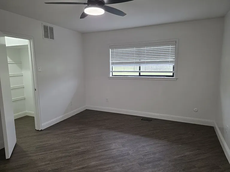 1002 W Bear Creek Rd — Photo 20