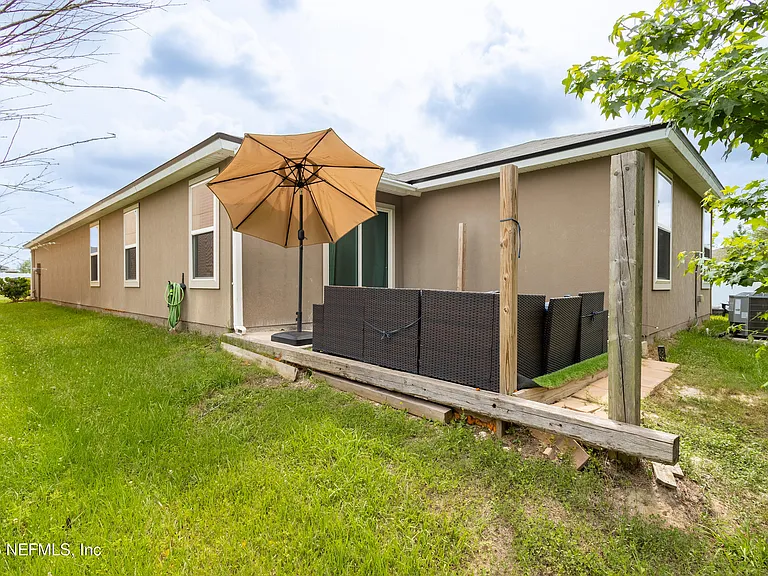 2446 Oak Stream Dr — Photo 38