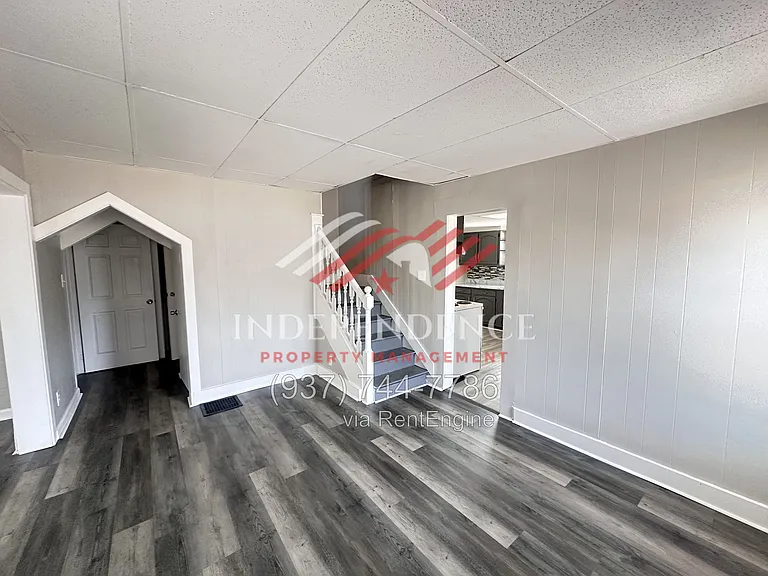 1944 S Smithville Rd — Photo 5