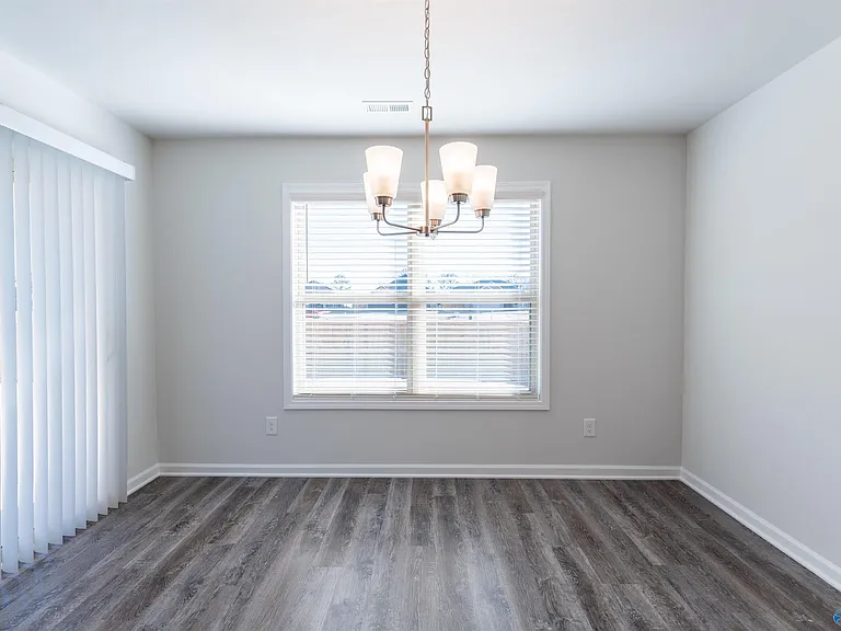 102 Waltrip Dr — Photo 16