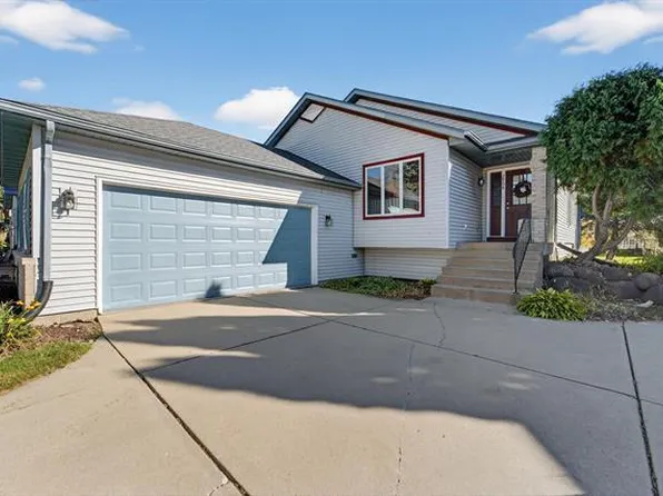 2906 Brian Ln, Madison, WI 53711