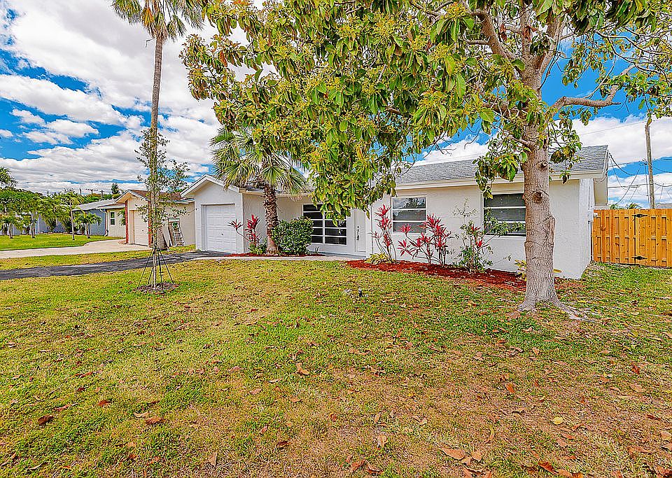 1st image of 11421 NW 45th Pl