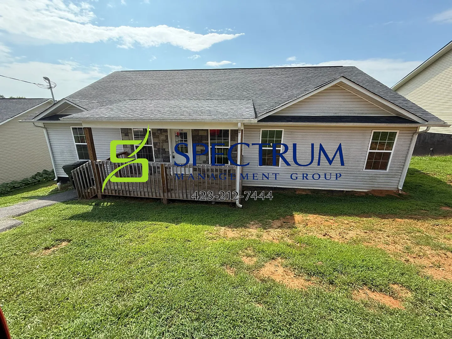 Now accepting applications for a 3 bedroom 2 bath with LARGE bonus room single family home in Kod... — Photo 1