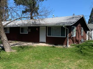 404 Pine St, Phoenix, OR 97535