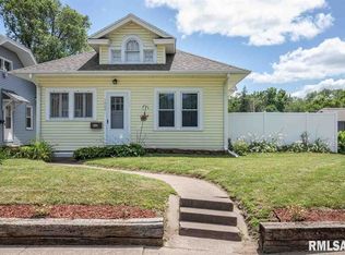 1002 21st Ave, Rock Island, IL