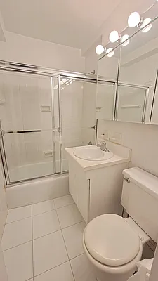 Rented by Weichert Manhattan Midtown | media 12