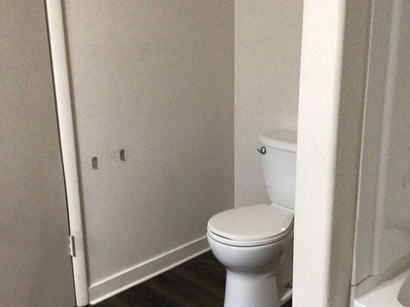 5th image of 406 Bjornson St APT 8