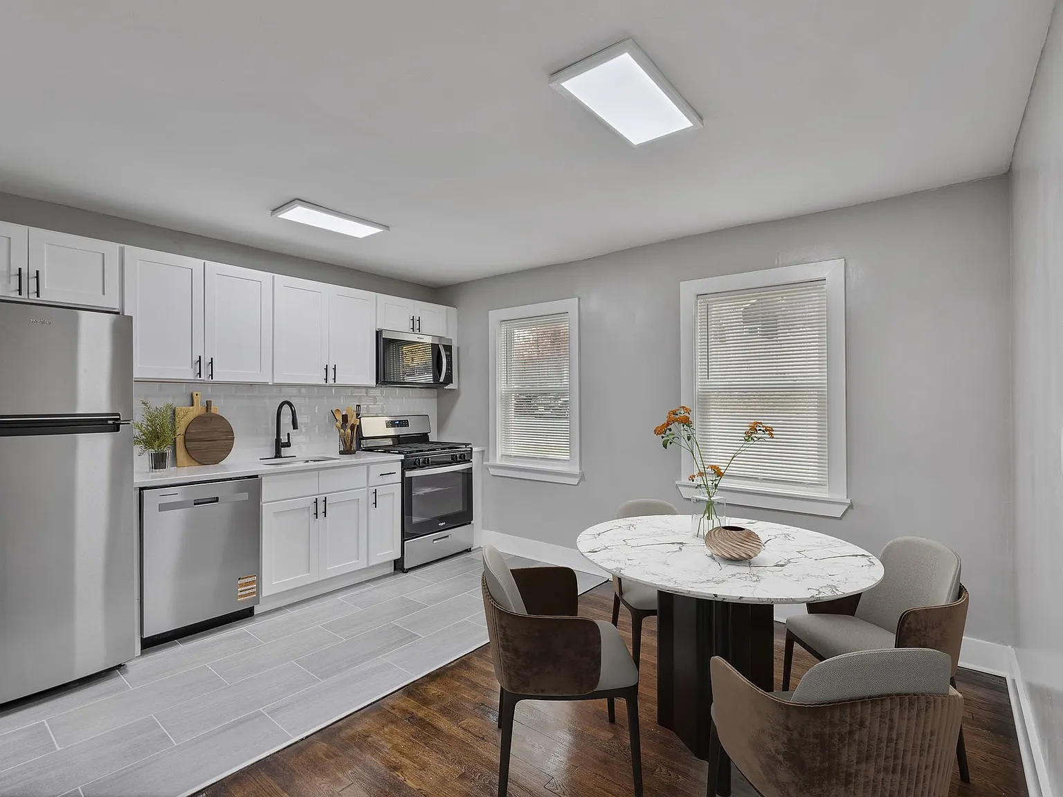 Grand Lee Apartments — Photo 1
