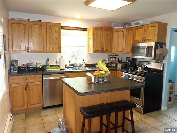 2nd image of 13 Maple Ave