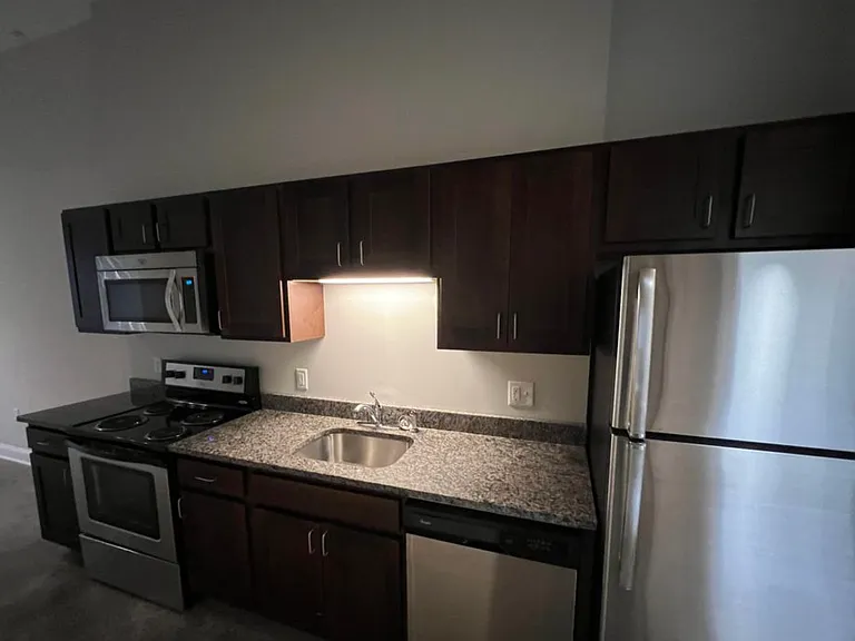 The Lofts at 733 Broadway — Photo 5