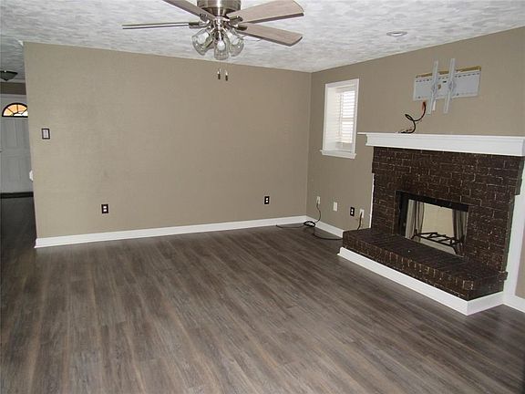 5th image of 2018 Blindlake Dr