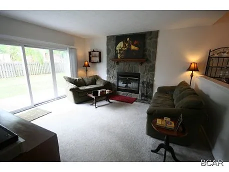321 Courtford Dr Photo 1
