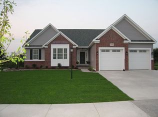 1510 E 111th Pl, Crown Point, IN 46307