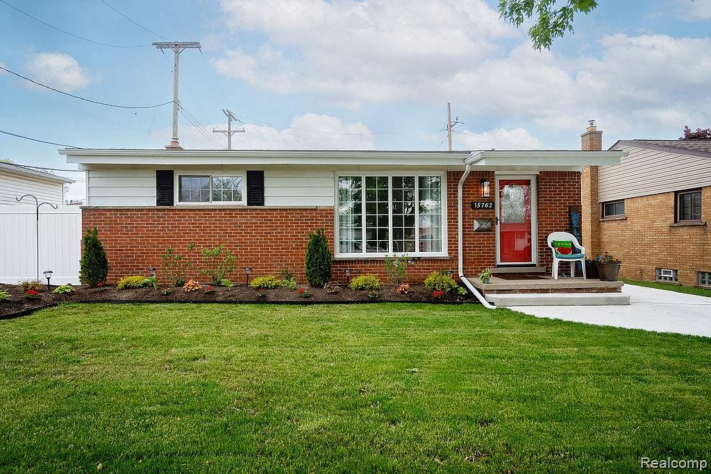 15762 Scott St, Southgate, MI 48195 | Zillow