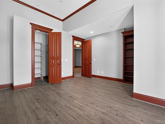 4th image of 9960 Croke Drive
