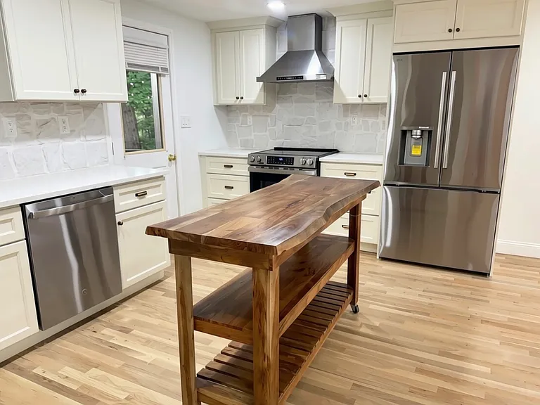 51 Birchwood Rd — Photo 8