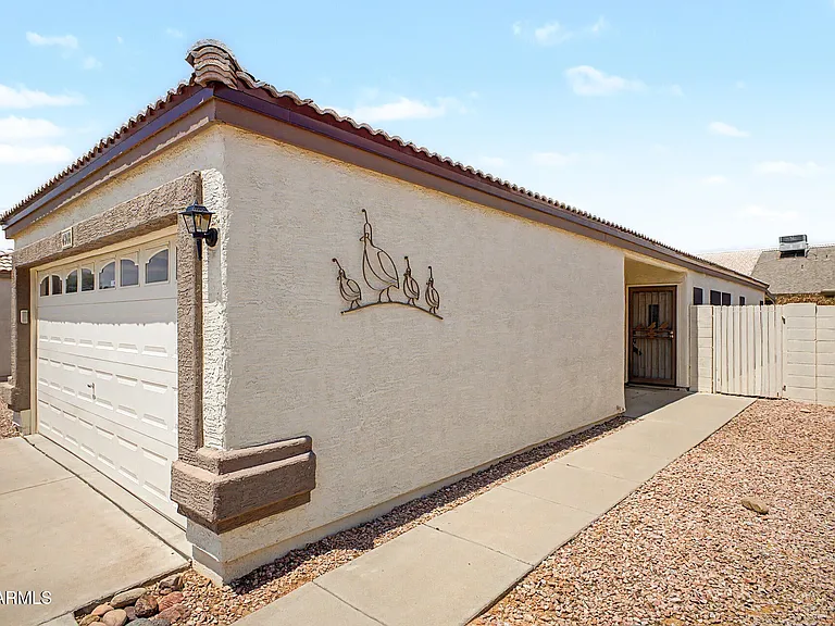 4348 E Campo Bello Dr — Photo 3