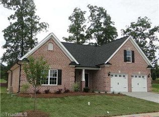 8259 Arbor Ridge Ln, Clemmons, NC 27012