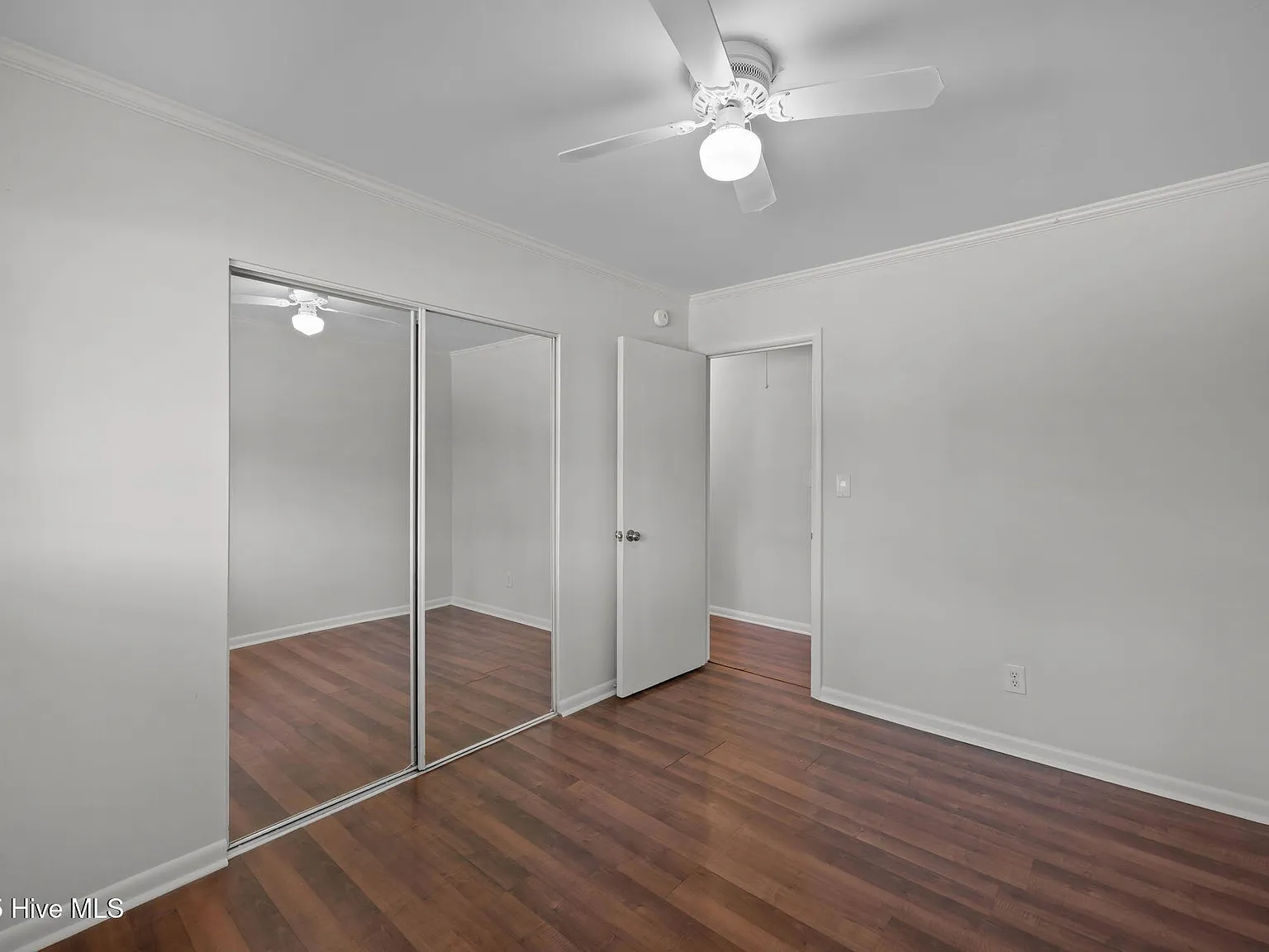 5 bed, 2486 sqft, $2,700 — Photo 4