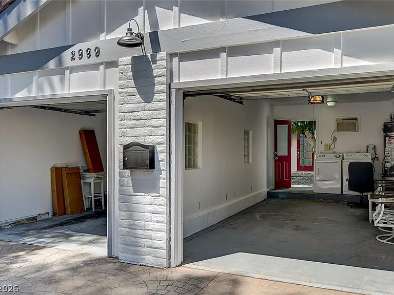 2999 Bel Air Dr — Photo 47