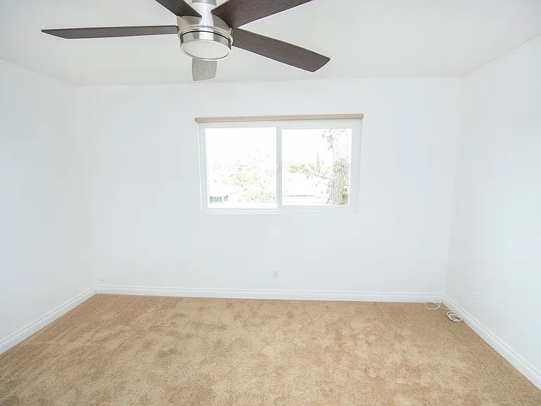 455 Ballantyne St #8 — Photo 20