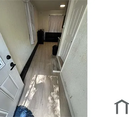 Studio, 231 sqft, $1,000 — Photo 2