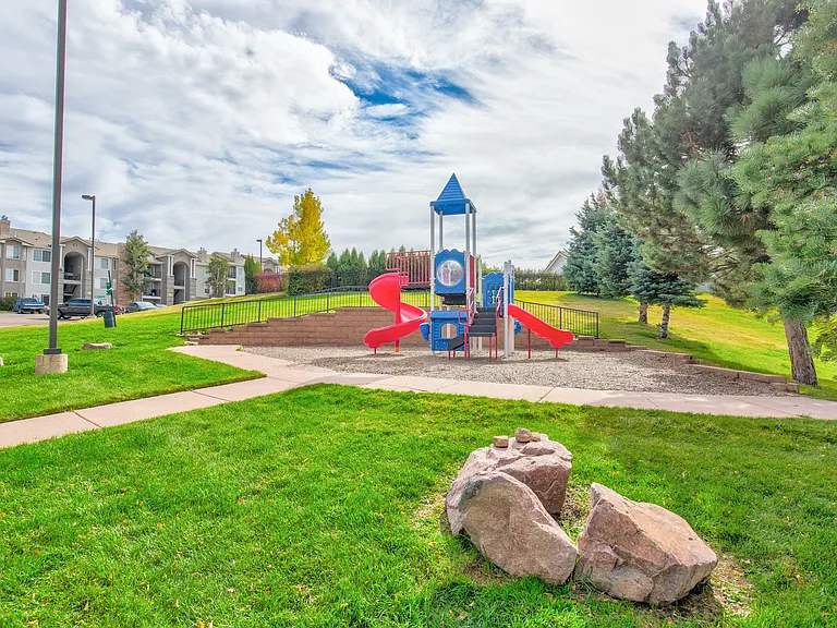 Residences at Falcon North — Photo 39