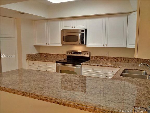 4th image of 520 Orton Ave APT 102