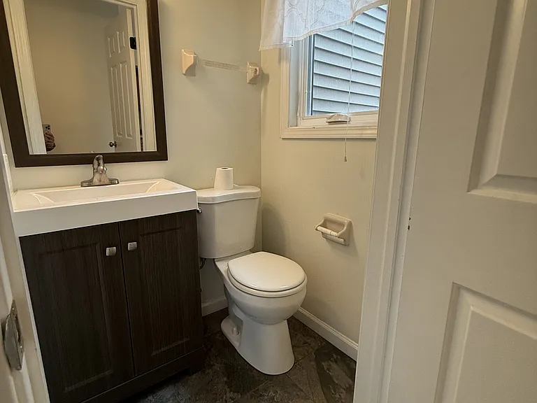 155 Cornhill Pl — Photo 13